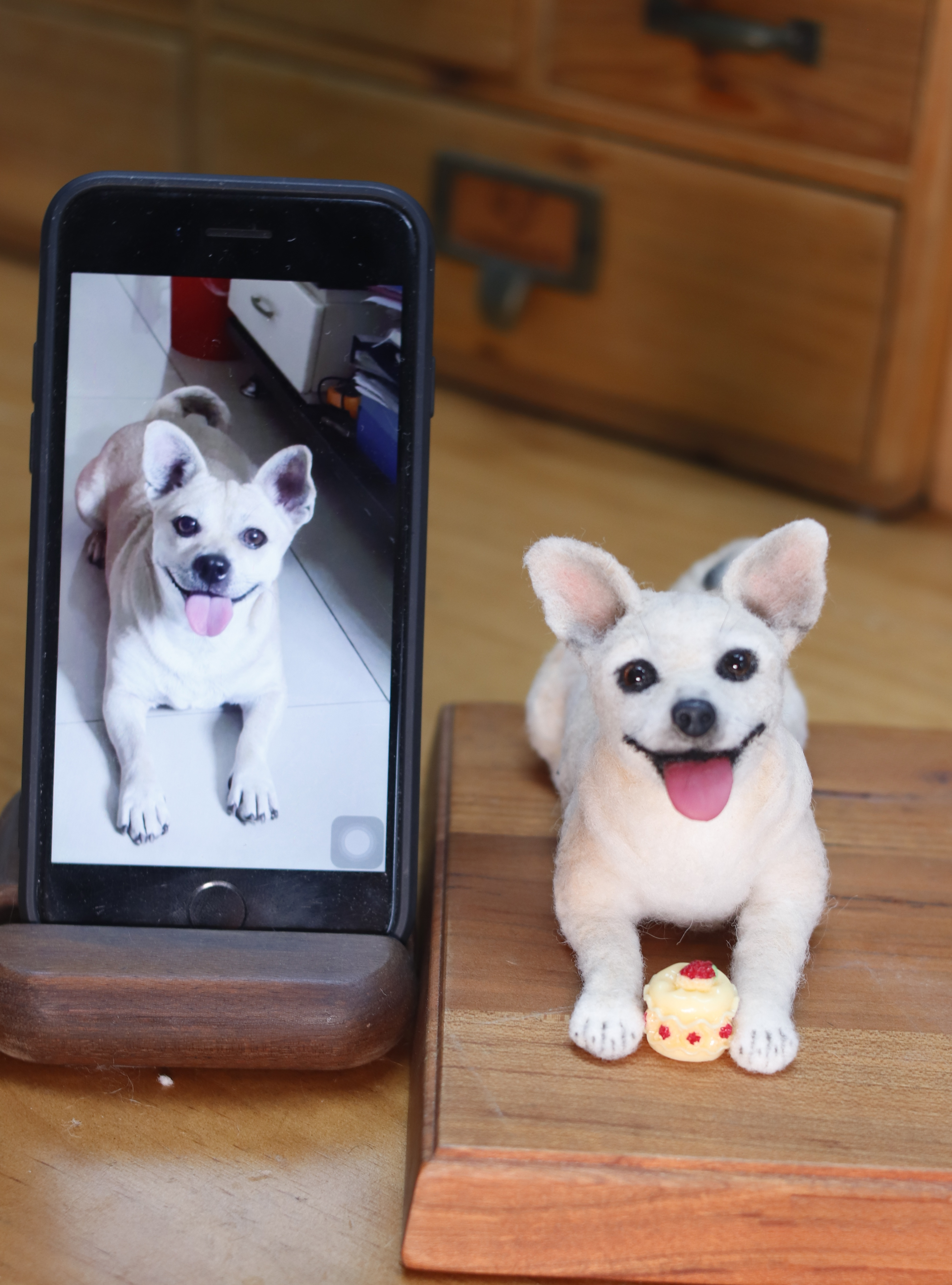 Dog figurine creation